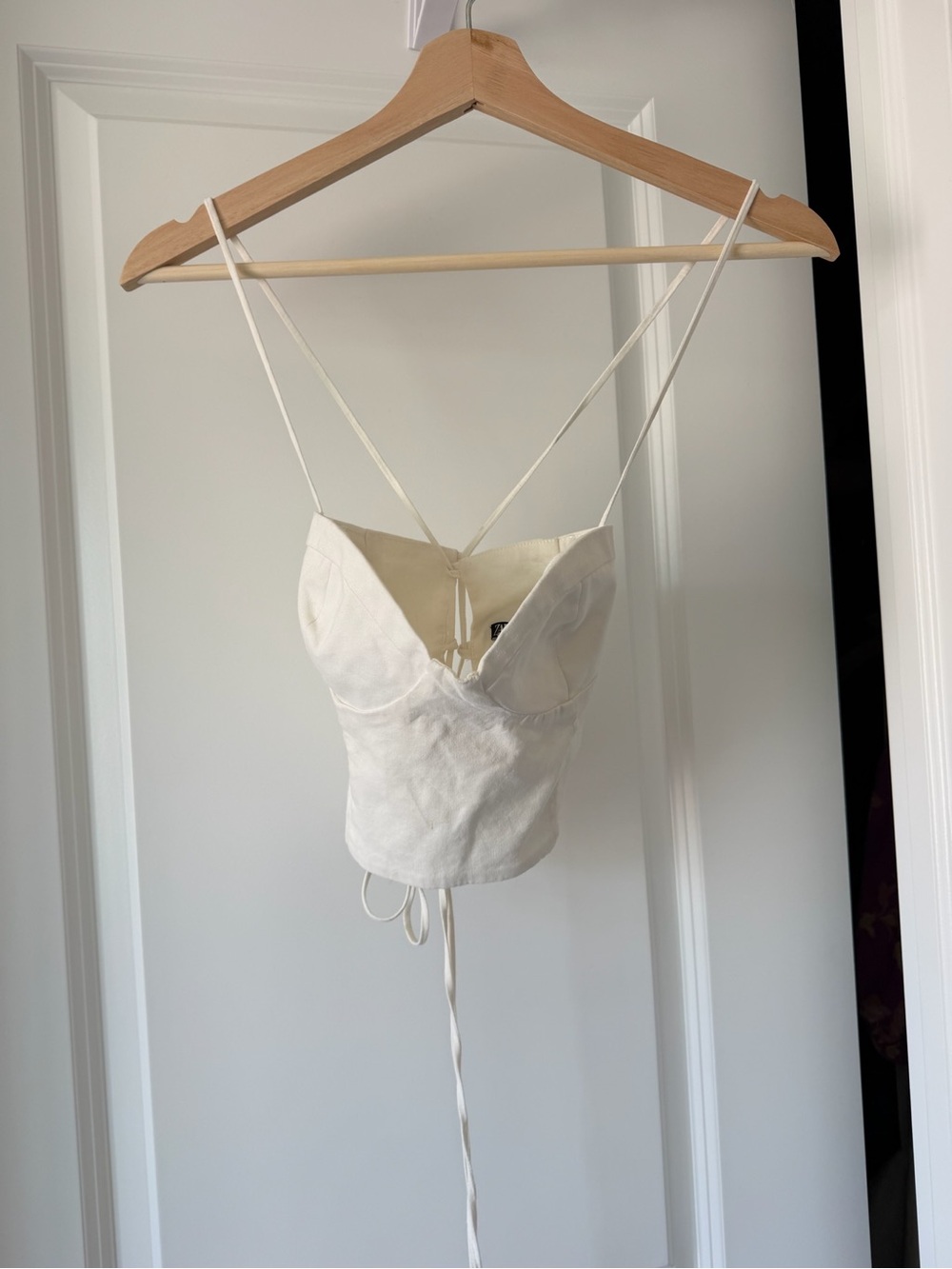 Zara White Lace-Up Spaghetti Strap Crop Top - Picture 2 of 3